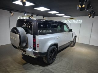 Land Rover Defender 2020