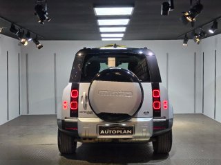 Land Rover Defender 2020