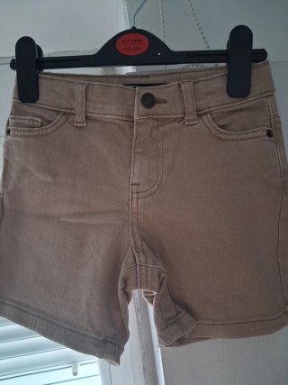Pantalón corto camel 4-5 años