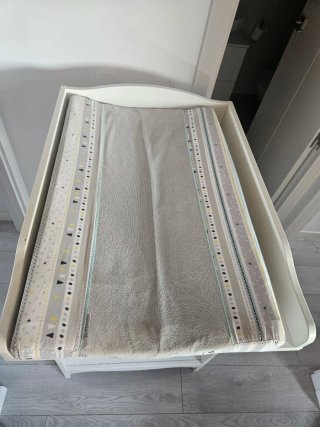 Mueble cambiador para bebé blanco