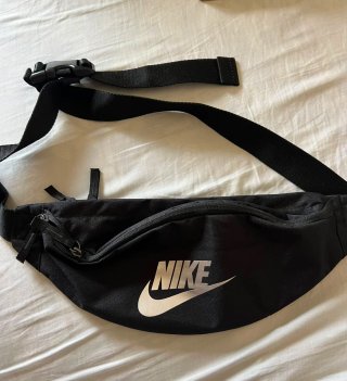 Riñonera Nike