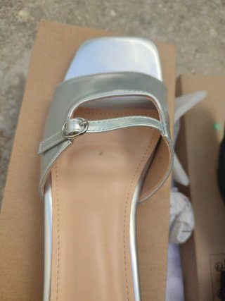 Chanclas de mujer plateadas