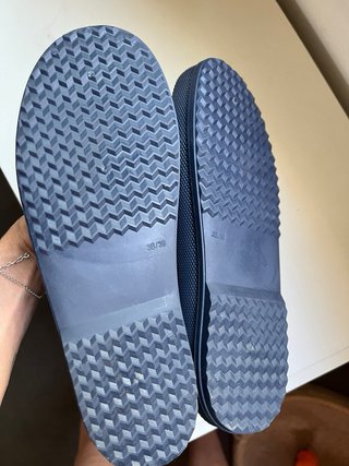 Botas de agua negras nuevas