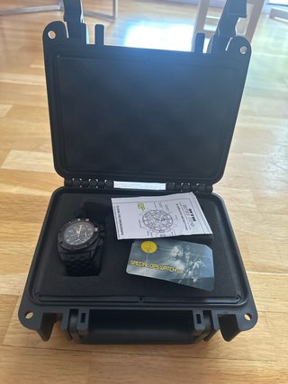 Reloj MTM Special OPS con caja
