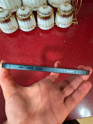 iPhone 13 Roto