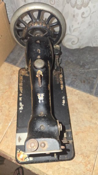 Máquina de coser Wertheim vintage