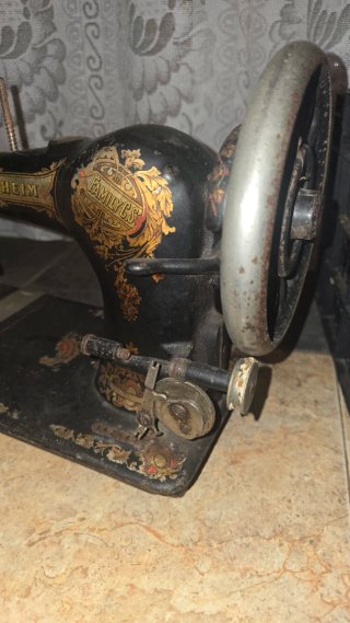 Máquina de coser Wertheim vintage