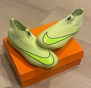 Scarpe da calcio Nike Mercurial verdi e gialle