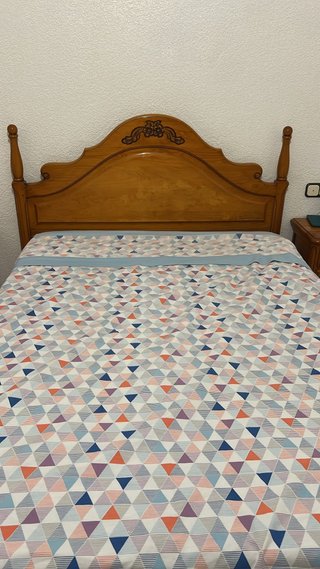 Colchón 135cm Casi Nuevo + Cabecero Madera