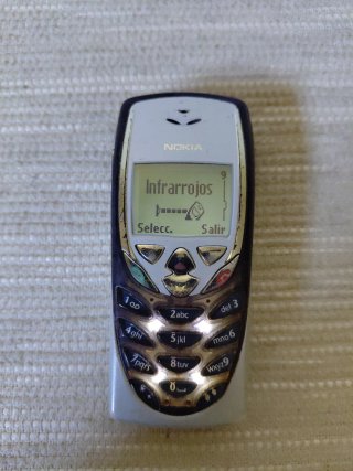 Nokia 8310 Plata