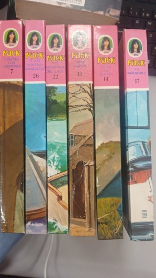 Libros vintage Puck
