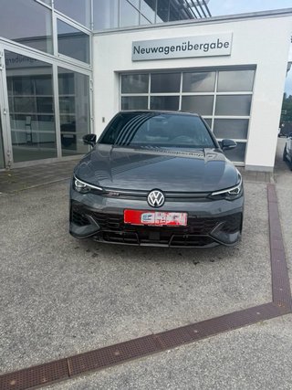 Volkswagen Golf 2026