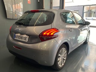 Peugeot 208 2019