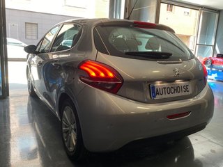 Peugeot 208 2019