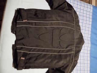 Chaqueta de moto negra
