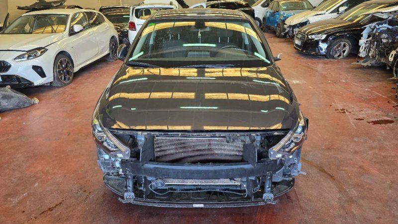 Hyundai i30 2022 - foto 1