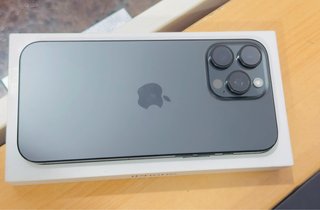 iPhone 16 Pro Max Gris