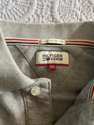 Polo Tommy Hilfiger Gris Talla M