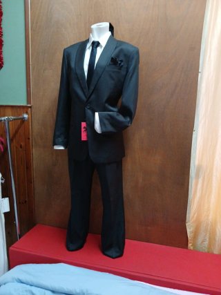Abito uomo nero elegante taglia 52 un bottone