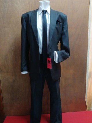 Abito uomo nero elegante taglia 52 un bottone