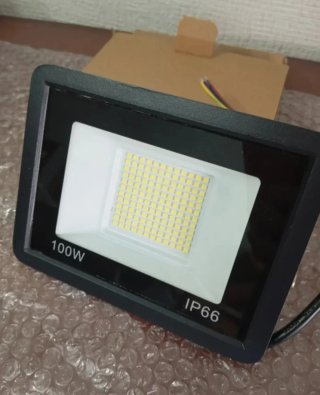 3 FOCOS LED 100W IP66