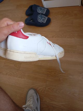Zapatillas Reebok Blancas y Rojas
