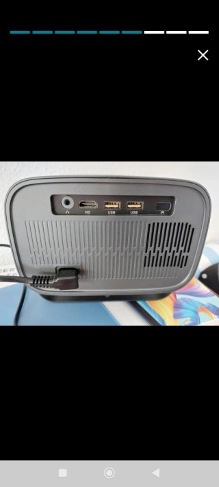 Proyector Portátil  4K Nuevo a estrenar
