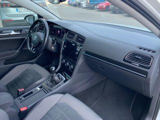 Volkswagen Golf Sport R-Line 1.5 TSI 110kW (150CV)