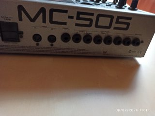 Roland MC-505 Groovebox Sintetizador
