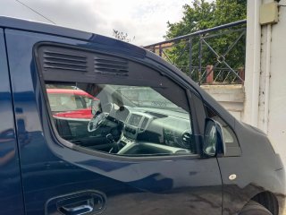 Rejillas ventilación ventana Nissan Evalia