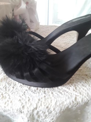 Sandalias Oysho Tacon Pompon Raso Talla 40
