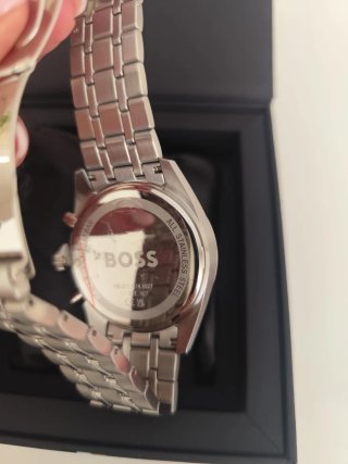 Reloj Hugo Boss Hombre Gris y Plateado muy sexy.