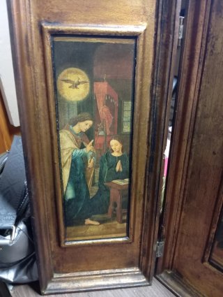 Antiguo cuadro tríptico religioso