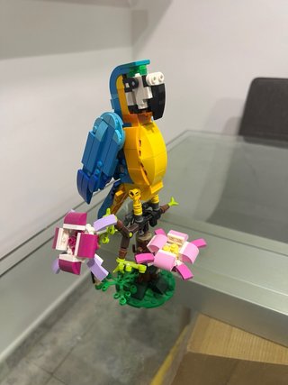Loro Lego