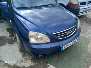 KIA Carens 2003
