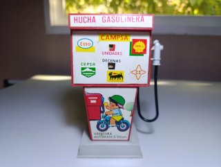 Hucha surtidor gasolinera Rico
