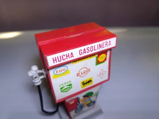Hucha surtidor gasolinera Rico