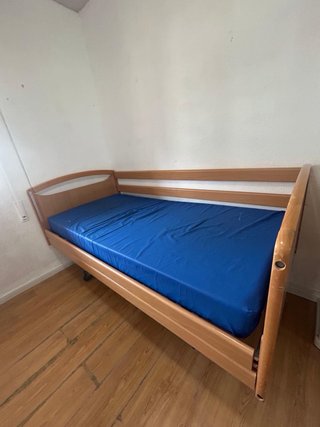 Cama articulada madera y tela