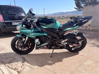 Yamaha R1 2006