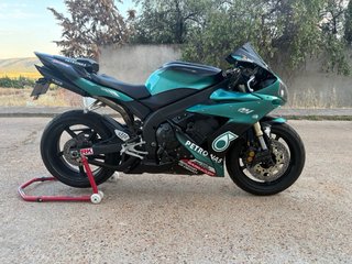 Yamaha R1 2006