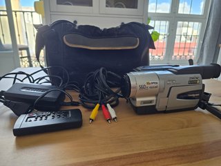 Videocámara Sony Digital8 TRV130E