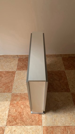 Mesa plegable libro blanca.