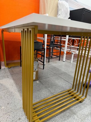 Mesa Comedor/Reunión Patas Doradas para 8 personas