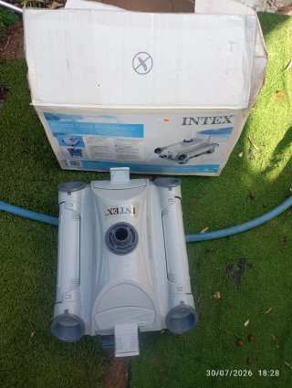 Aspirafondo Intex per piscine