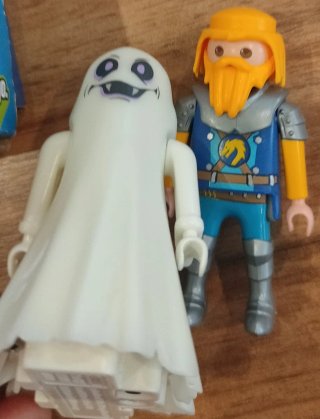 Playmobil Fantasma y Caballero