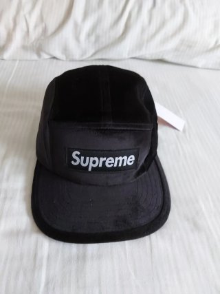 Gorra Supreme Negra