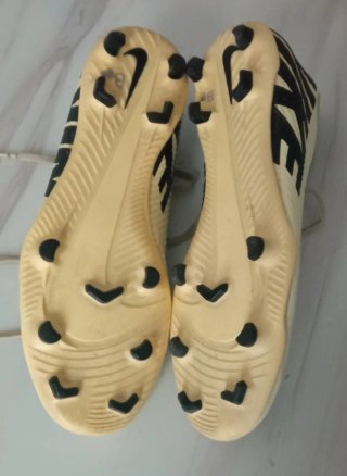 Scarpe da calcio Nike Mercurial Beige/Nero
