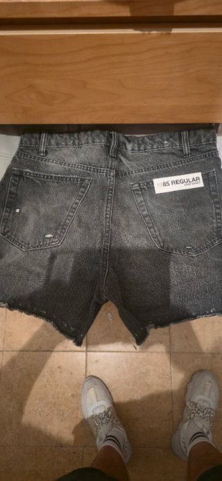 Shorts vaqueros Zara grises desgastados