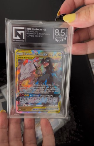 Reshiram y Zekrom GX 157/236 NM 8.5