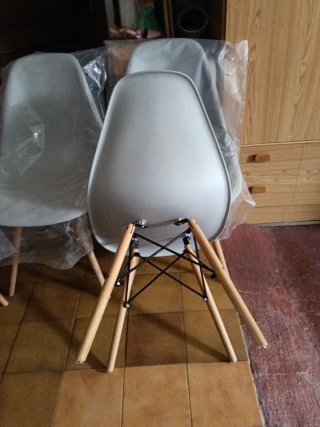 4 Sillas NORDICA Blancas